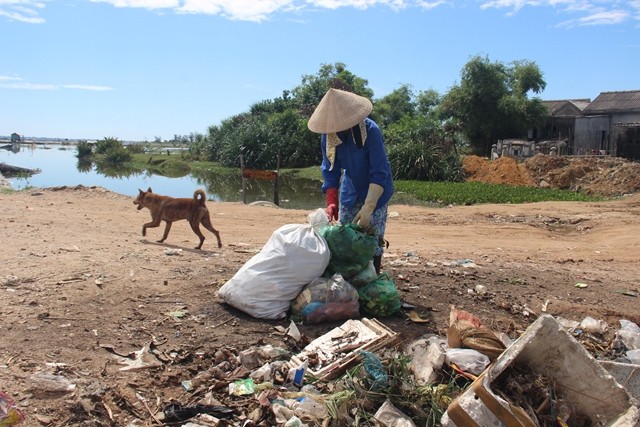 Rac thai bua vay dam trong he thong pha Tam Giang-Hinh-7