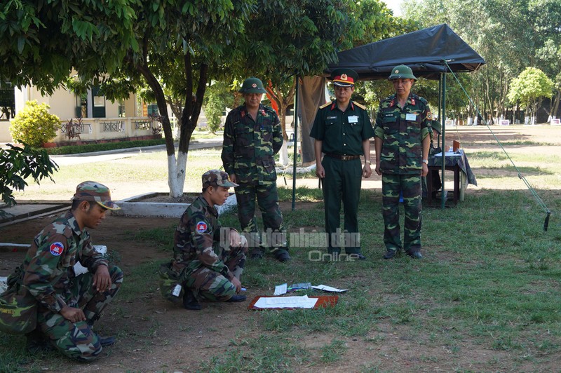 Kham pha dan khi tai cua Truong Si quan Phong hoa Viet Nam-Hinh-5