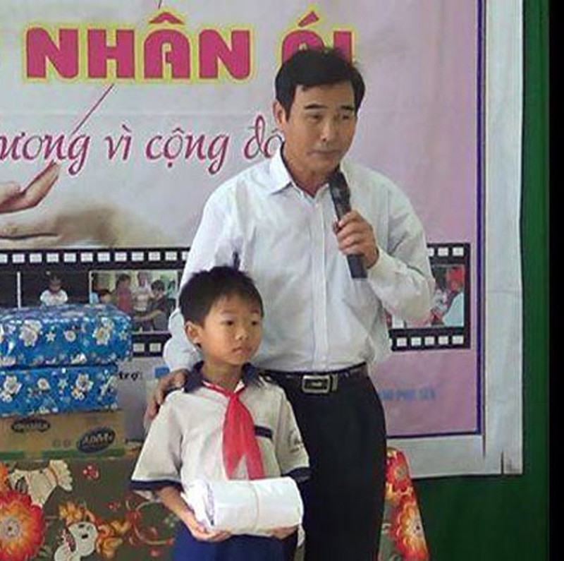 Ky luat Giam doc Dai Phat thanh truyen hinh Phu Yen-Hinh-2
