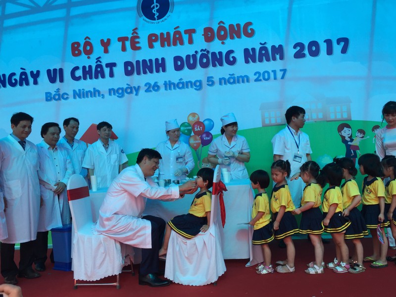 Le phat dong ngay Vi chat dinh duong toan quoc nam 2017-Hinh-2