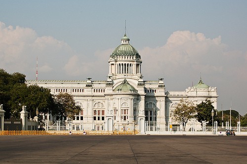 Cung dien nguy nga cua Nha Vua Thai Lan Bhumibol Adulyadej-Hinh-6