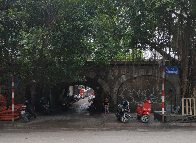 Ha Noi duc vom cau duong sat phia Nam cau Long Bien-Hinh-8