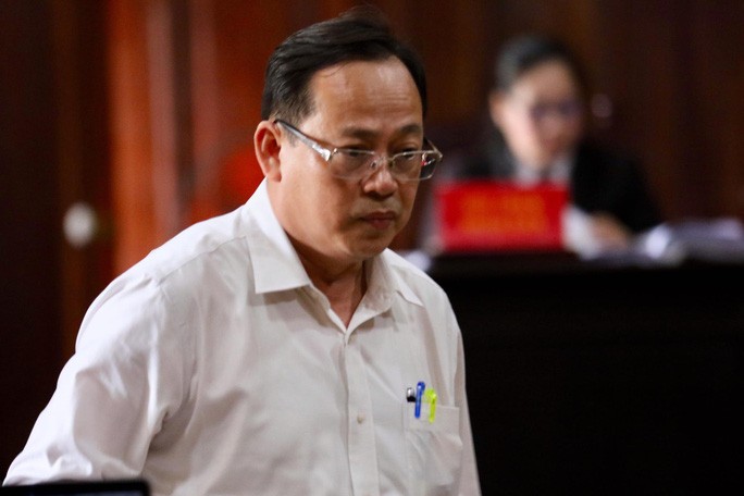 Video: Ong Nguyen Thanh Tai bat khoc xin loi me gia 97 tuoi-Hinh-2