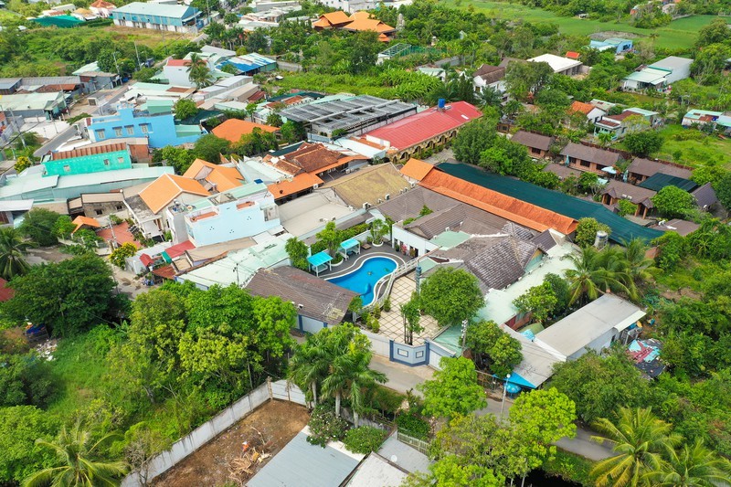 Vu Gia Trang quan - Tram Chim Resort: Ky luat hang loat can bo