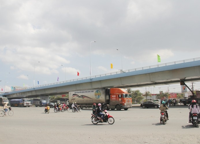 “Khai tu” diem nong ket xe o nga tu Vung Tau-Hinh-4