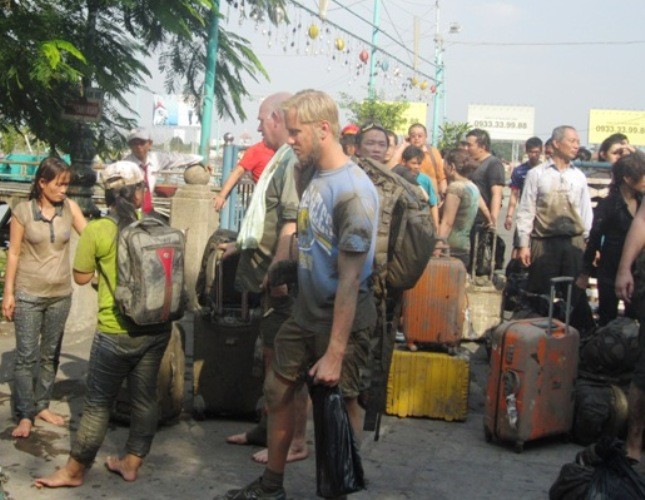 Nu anh hung cuu hàng chục hành khách tren tàu bị cháy-Hinh-9