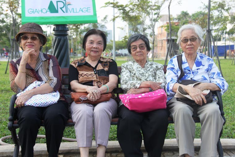 Huu Chau roi lẹ du le dat ten duong NSUT Thanh Nga-Hinh-7