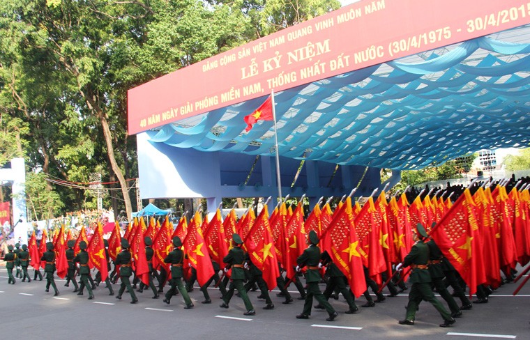 Mãn nhãn lẽ tỏng duyẹt diẽu binh, diẽu hành kỷ niẹm 30/4-Hinh-11