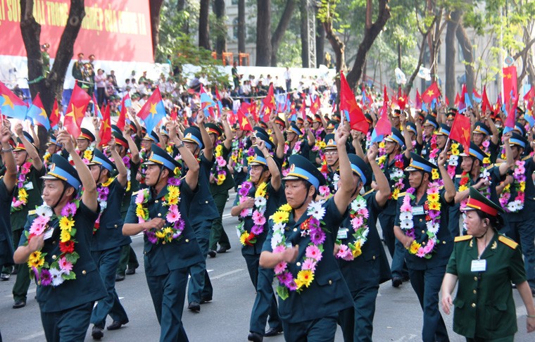 Mãn nhãn lẽ tỏng duyẹt diẽu binh, diẽu hành kỷ niẹm 30/4-Hinh-25