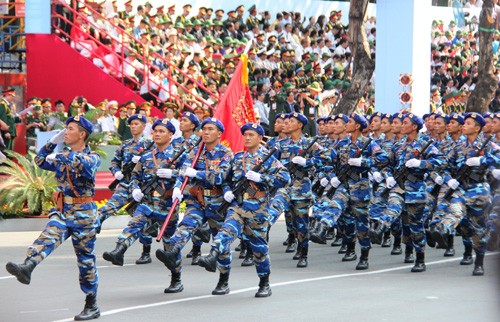 Toan canh lẽ mit tinh diẽu binh, diẽu hành mung Chien thang 30/4-Hinh-12