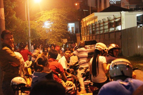 Hon 20 gio giai cuu nam thanh nien ngao da tren can cau