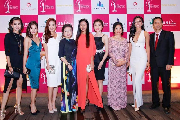 Chiem nguong bau vat Pham Huong dem den Miss Universe 2015-Hinh-2