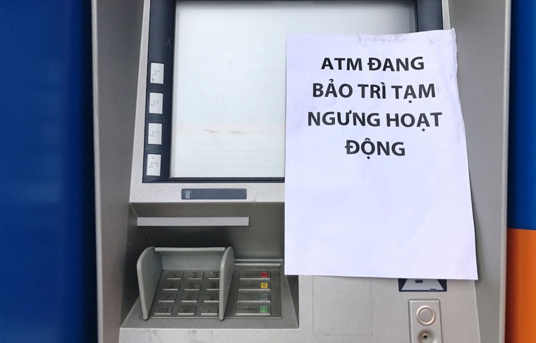 Hang loat may ATM BIDV, VIB, TP Bank ngung hoat dong ngay giap Tet-Hinh-5