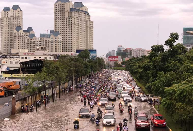 Mua dong kinh hoang o Sai Gon: Cay do, duong ngap, bay mai nha-Hinh-5