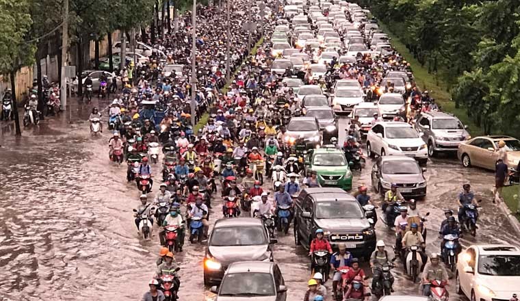 Mua dong kinh hoang o Sai Gon: Cay do, duong ngap, bay mai nha-Hinh-6