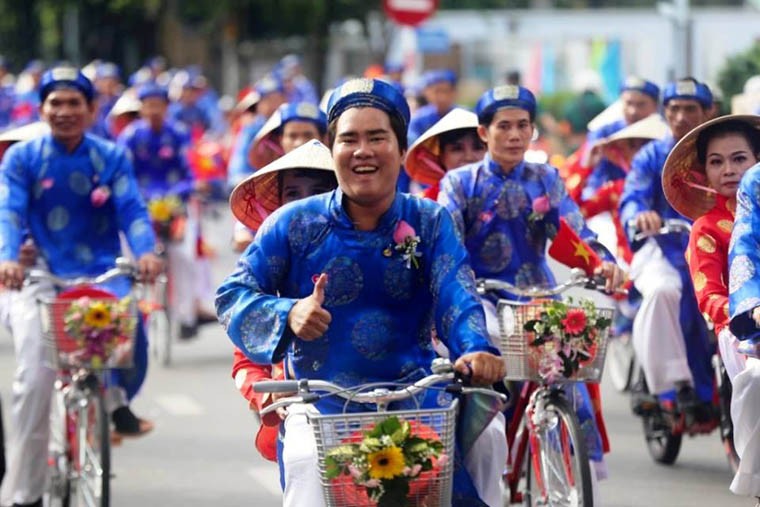 100 doi uyen uong rang ngoi trong le cuoi dung ngay 2/9-Hinh-5