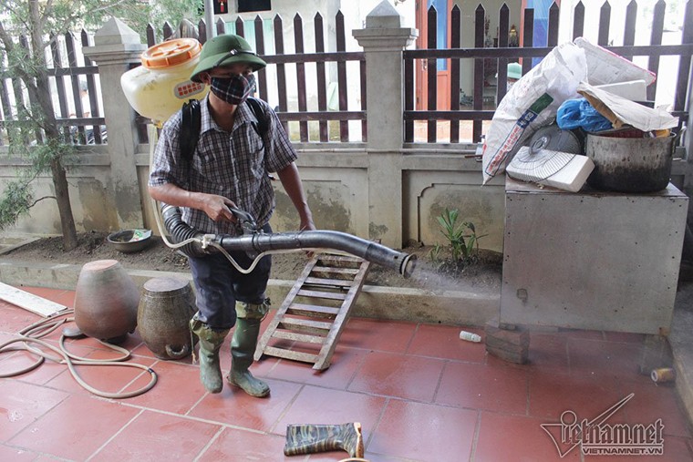 Ngap lut o Chuong My: Nuoc da rut, khan truong phong chong dich benh-Hinh-12