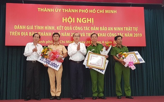 TP HCM khen thuong cac don vi pha an duong day 1,1 tan ma tuy