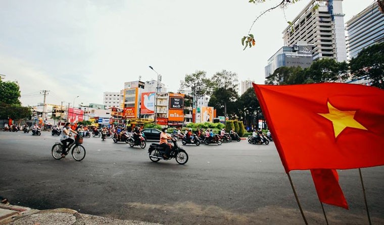 Pho phuong o TP HCM “khac la” ngo ngang trong ngay 30/4-Hinh-12