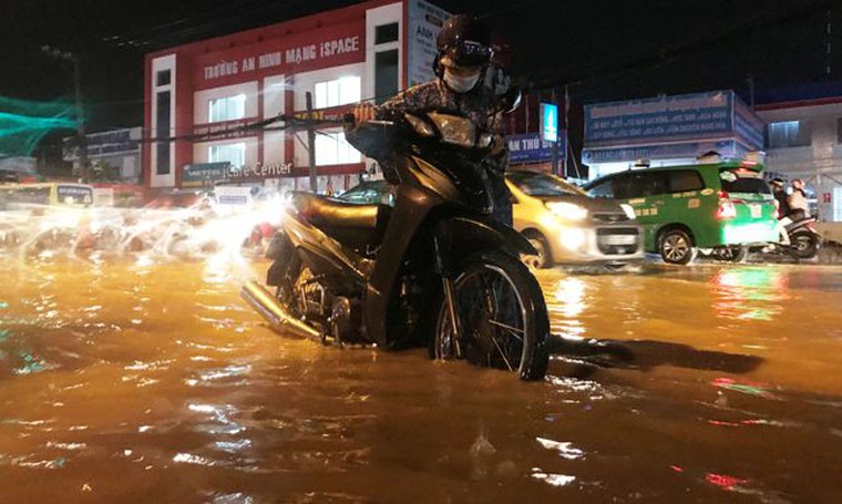 TP HCM: Ho dieu tiet thong minh chong ngap bi ngap lut sau mua lon-Hinh-11