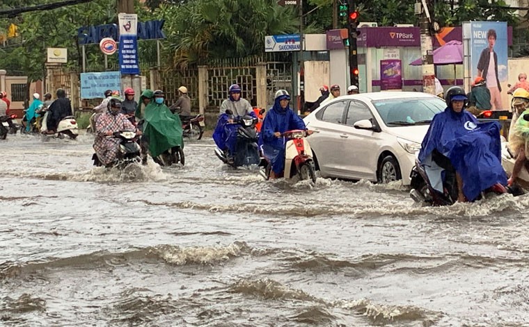 TP HCM: Ho dieu tiet thong minh chong ngap bi ngap lut sau mua lon-Hinh-7