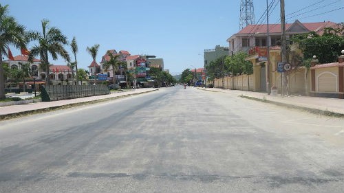 Song Lam tro day, nguoi Nghe An quay cuong vi nang nong-Hinh-3