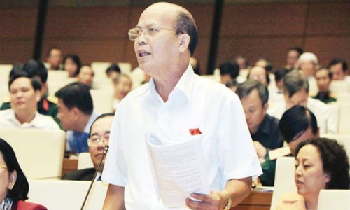 “Mot con ga cong 14 loai phi”: Truy Bo truong Cao Duc Phat