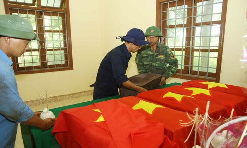 Quang Tri: Phat hien 6 hai cot liet si o thon An Nha