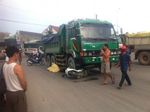 Nhung vu tai nan giao thong tham khoc tuan qua (26/7 – 1/8/2015)-Hinh-5