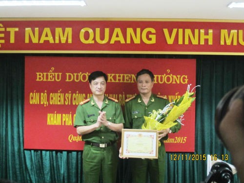 Nong: Cong an Ha Noi bat o buon ban gan 10 kg ma tuy-Hinh-2