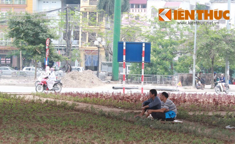 Xem nguoi dan Ha Noi quay cuong trong dot nang nong dau mua-Hinh-11