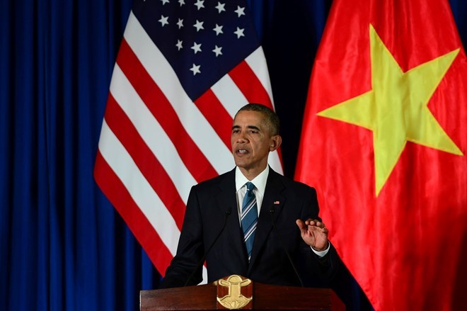Tong thong Obama cong bo go bo cam van vu khi doi voi Viet Nam