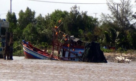 Nan nhan ke lai phut hai hung vu tau lat trong Le hoi Nghinh Ong