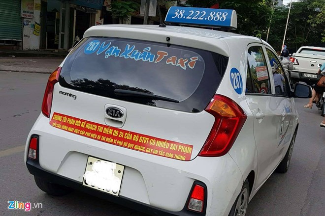 Ha Noi cung yeu cau taxi go khau hieu phan doi Uber, Grab