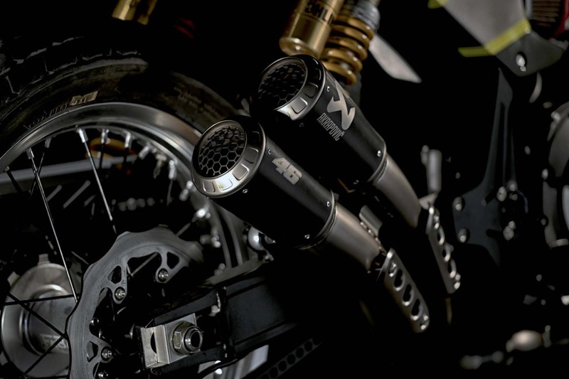 Ban do Yamaha XJR1300 danh tang Valentino Rossi-Hinh-7