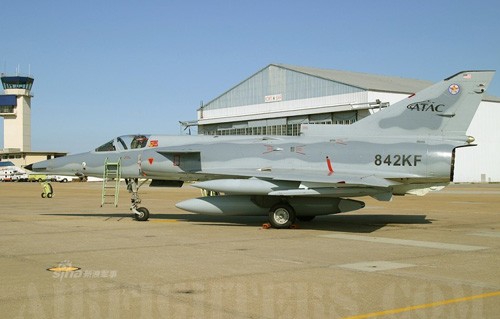 Gia re khong giup JF-17 Trung Quoc thang Kfir Block 60 Israel-Hinh-6
