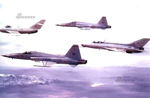 Lo chuyen Trung Quoc ban J-7B giup My luyen cach danh MiG-21-Hinh-3