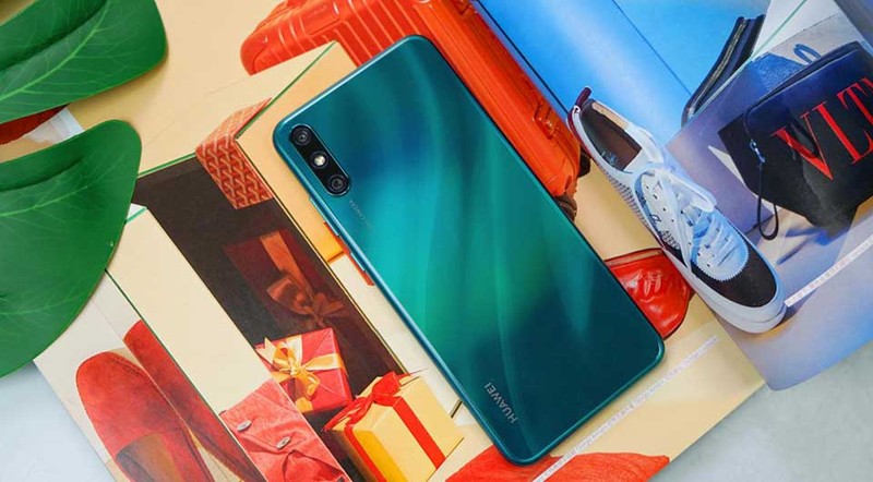 Huawei Enjoy 10e: Thoa man voi phan khuc smartphone gia re-Hinh-7