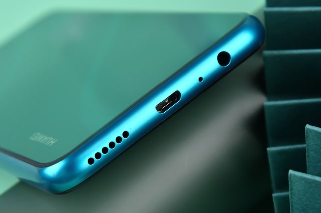 Huawei Enjoy 10e: Thoa man voi phan khuc smartphone gia re-Hinh-8