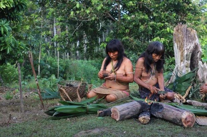 Ben trong bo lac tung an thit nguoi than de “hut linh hon” o Peru-Hinh-6