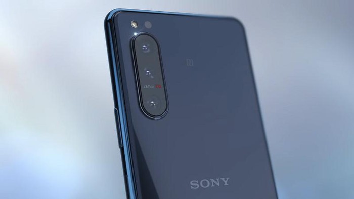 Sony Xperia 5 II lai “khuay dao” phan khuc cao cap-Hinh-2