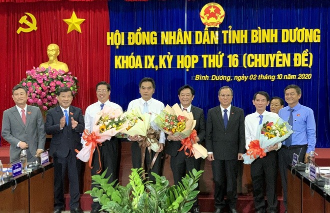 Ong Nguyen Hoang Thao lam Chu tich UBND tinh Binh Duong