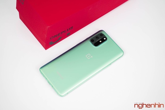 OnePlus 8T 5G: “Quai vat” phan khuc smartphone cao cap