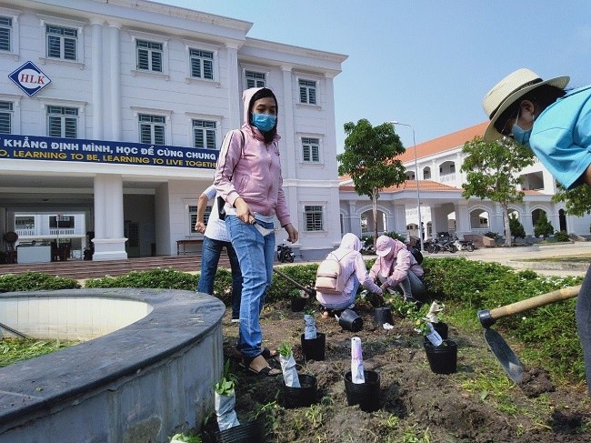 Hoc sinh 60 tinh, thanh di hoc ngay 1/3