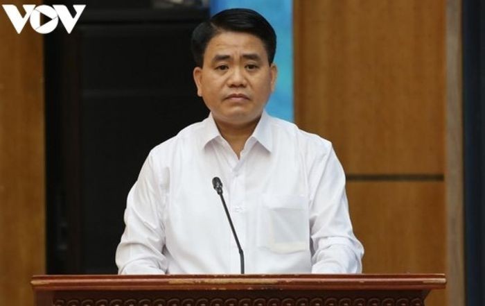 Kien nghi xu ly ba Nguyen Thi Truc Chi Hoa, vo ong Nguyen Duc Chung