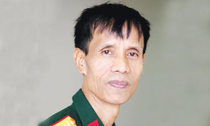 Nha van Nguyen Quoc Trung va Le Thanh Chon qua doi