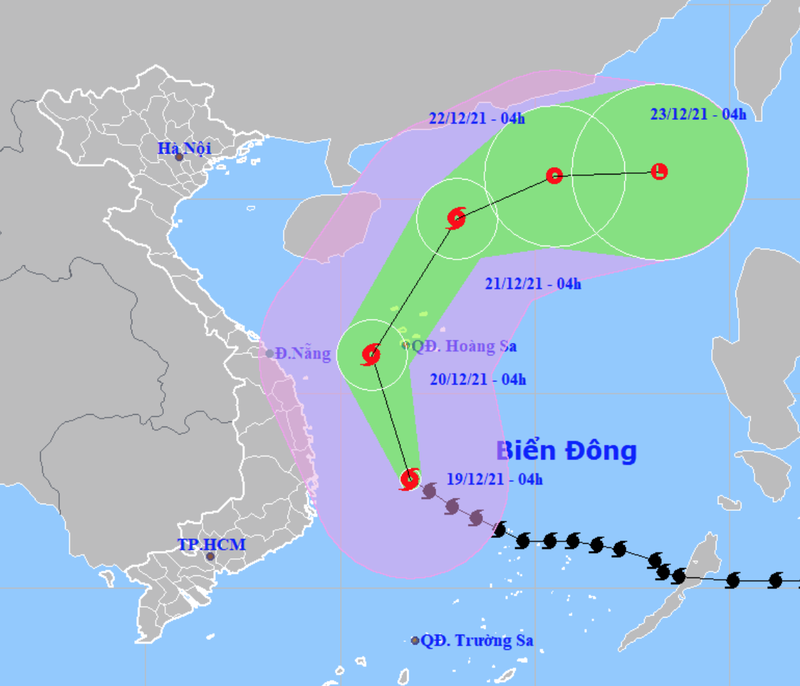 Bien Dong hung bao manh nhat lich su, huong vao Binh Dinh - Khanh Hoa