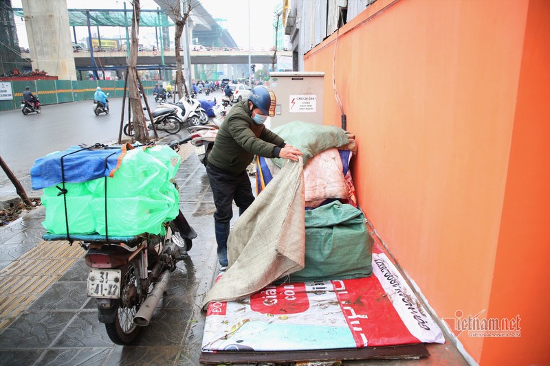 Nhung phan doi dam minh muu sinh trong buot gia o Ha Noi-Hinh-7