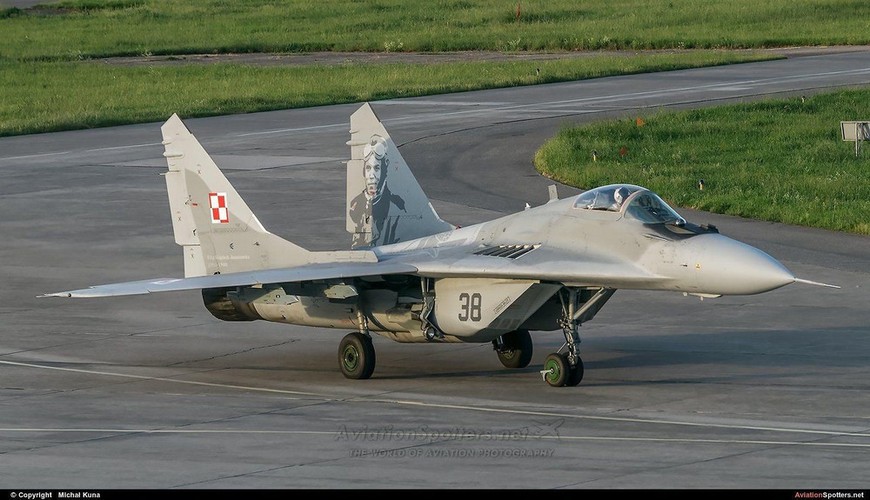 That bai dau don cua tinh bao Israel khi danh cap tiem kich MiG-29-Hinh-22