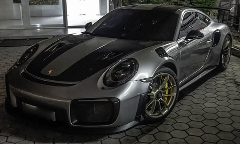 Cận cảnh chiếc Porsche 911 GT2 RS hơn 20 tỷ hàng khủng tại Sài Gòn